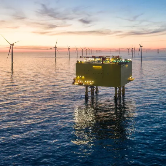 Symbol image: With PFISTERER cable accessories, the BorWin4 and DolWin4 platforms ensure efficient transmission of offshore wind energy to the mainland. (Source: Siemens Energy)